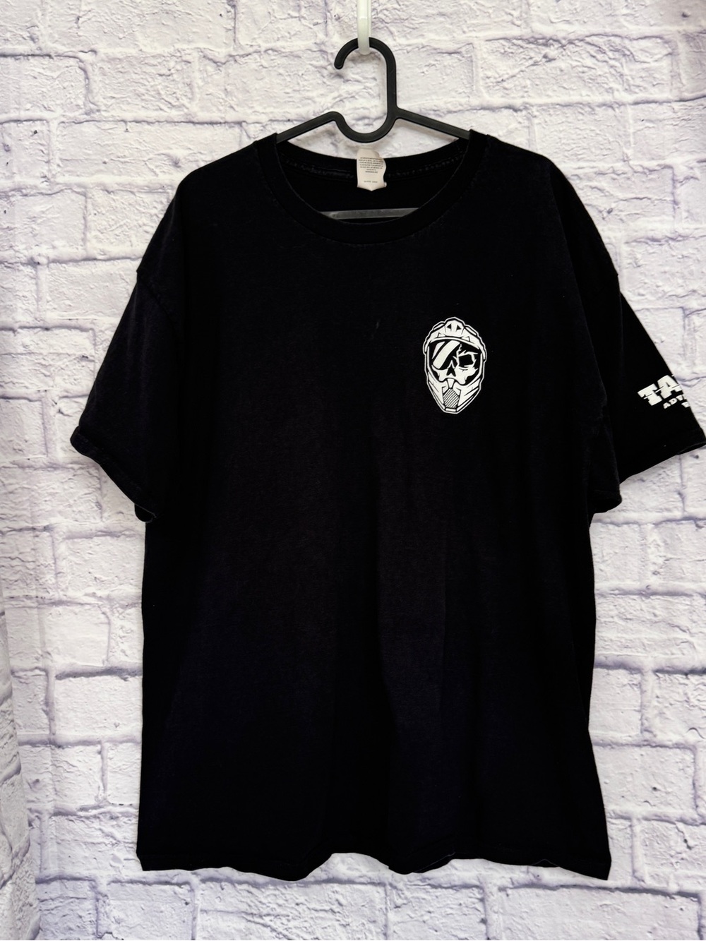 Hanes Black Short Sleeve Tee with White Skull Graphic size XL
